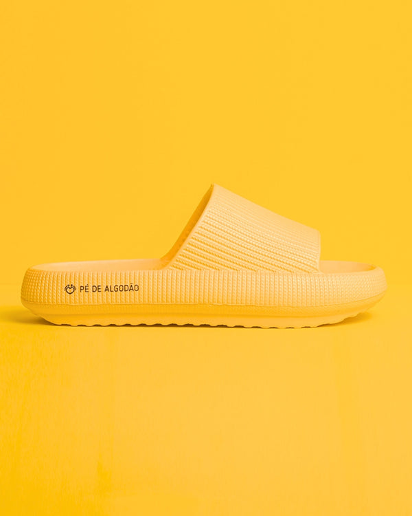 Sandália ortopédica Pé de Algodão cor amarela